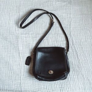 Vintage Coach 1990s 90s black genuine leather crossbody purse